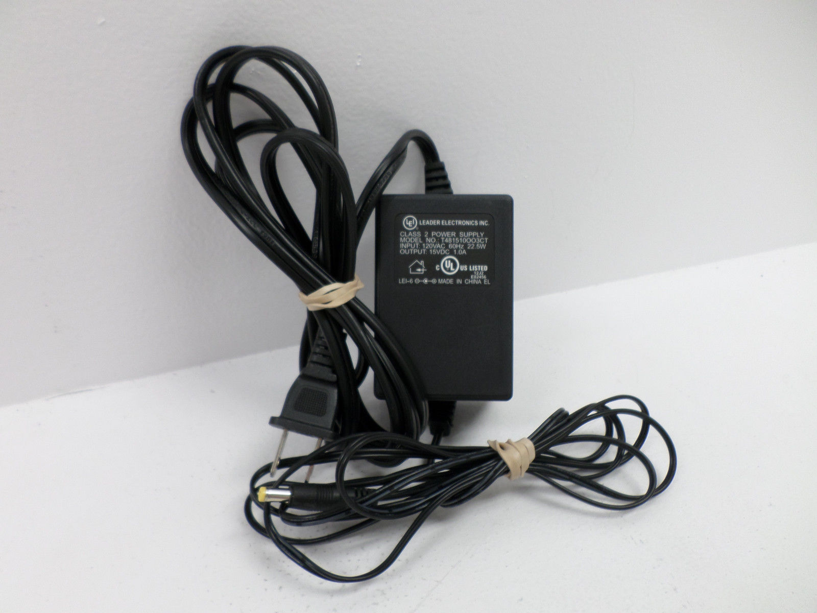 New Leader Electronics LEI T481510OO3CT 15V DC 1A AC Power Supply Class 2 Adapter